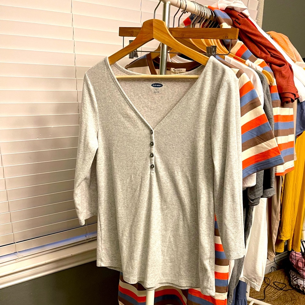 Light Gray Quarter Length Sleeve